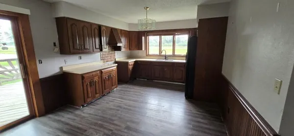 $164,900 | 503 Hawthorne Drive, Marshall, MN 56258