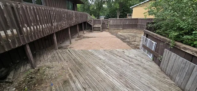 $184,900 | 503 Hawthorne Drive, Marshall, MN 56258