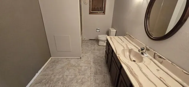 $184,900 | 503 Hawthorne Drive, Marshall, MN 56258