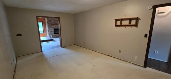 $164,900 | 503 Hawthorne Drive, Marshall, MN 56258