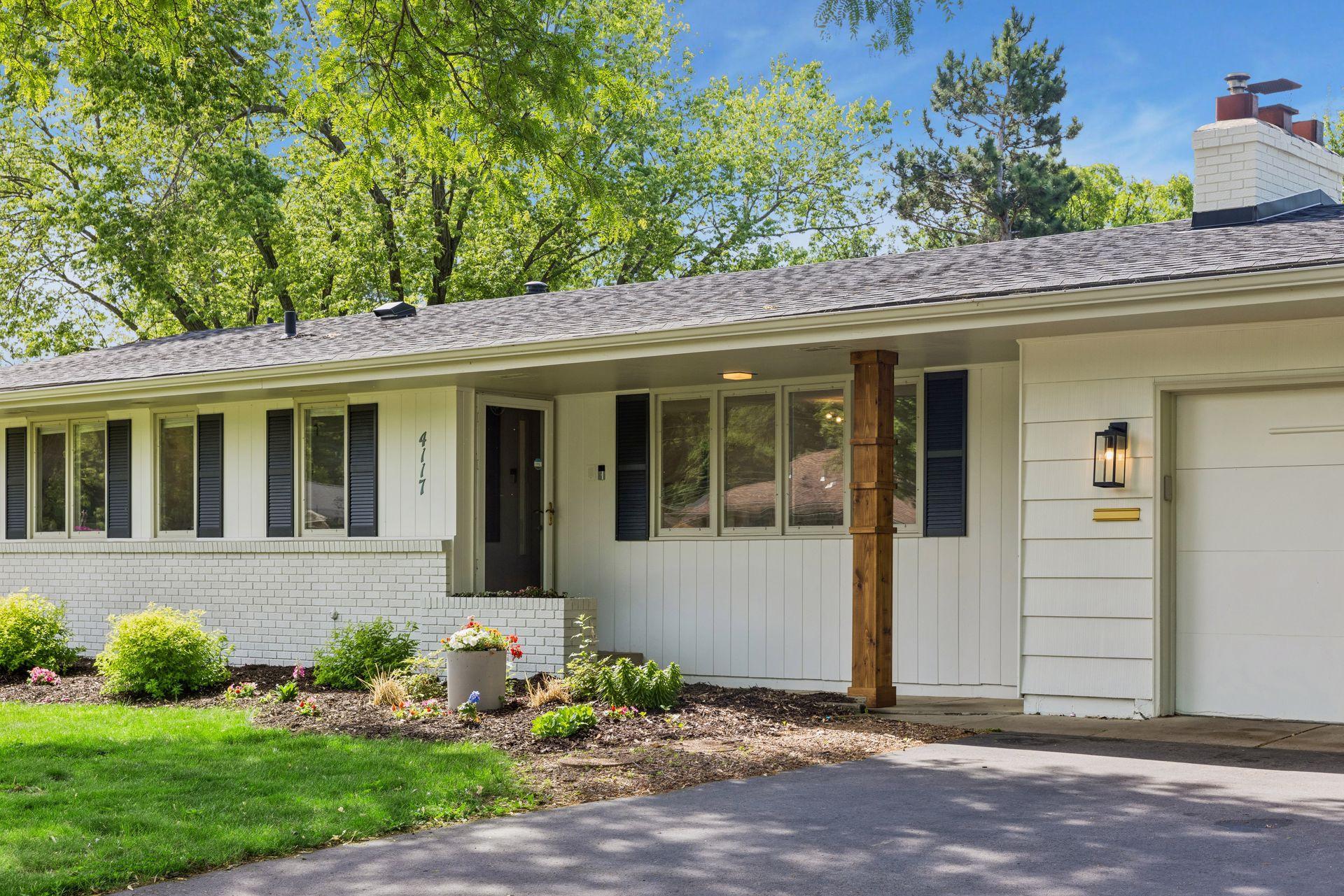 4117 Poplar Bridge Road Bloomington, MN 55437 - Photo 2 of 25