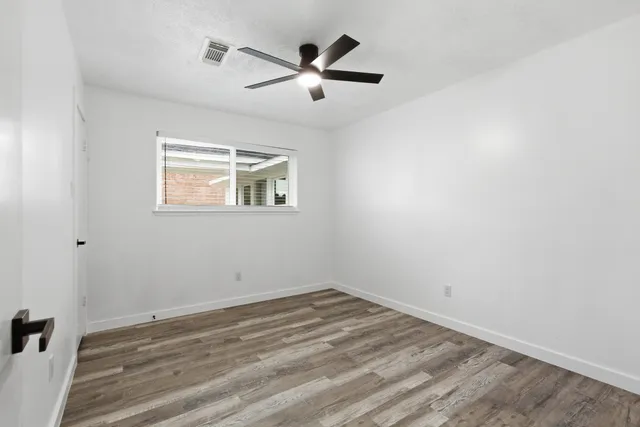 $2,600 | 2906 Colonial Drive, Sugar Land, TX 77479