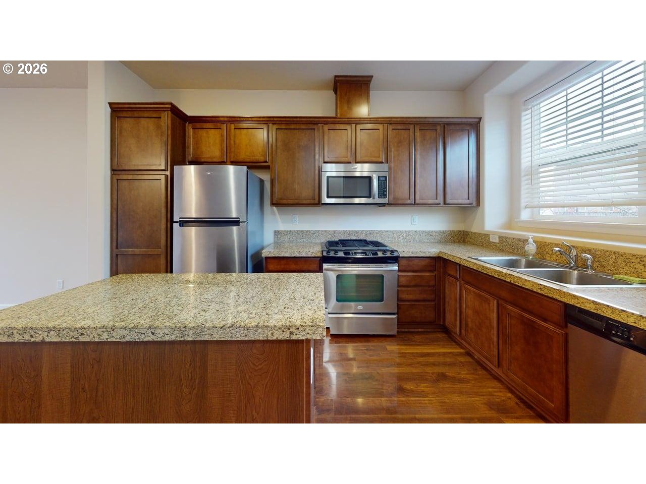 13580 Southwest Rosemary Lane Portland, OR 97223 - Photo 7 of 15