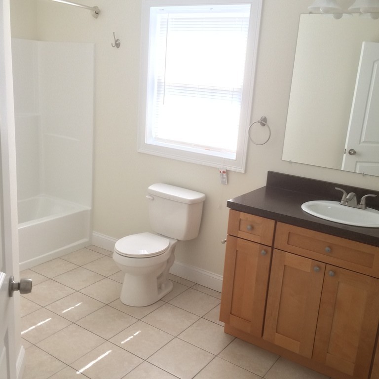 388 Central Street Springfield, MA 01105 - Photo 6 of 10