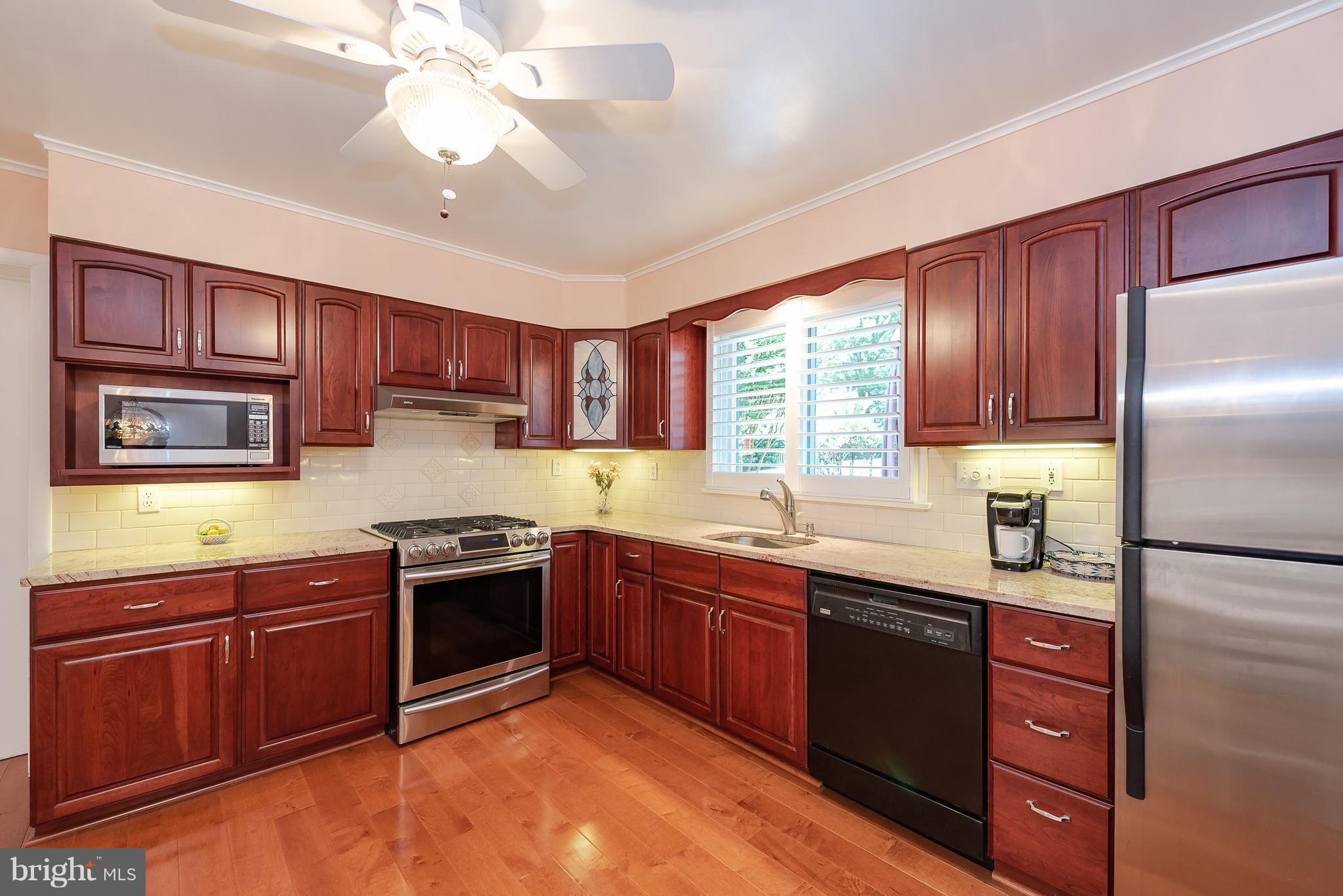 4030 Macalpine Road Ellicott City, MD 21042 - Photo 2 of 30 Kitchen