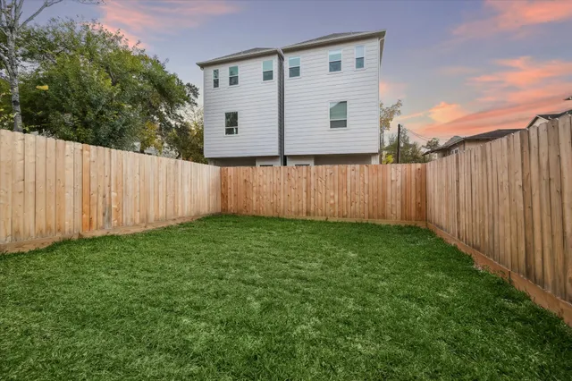 $799,000 | 4229 Gibson Street, Houston, TX 77007