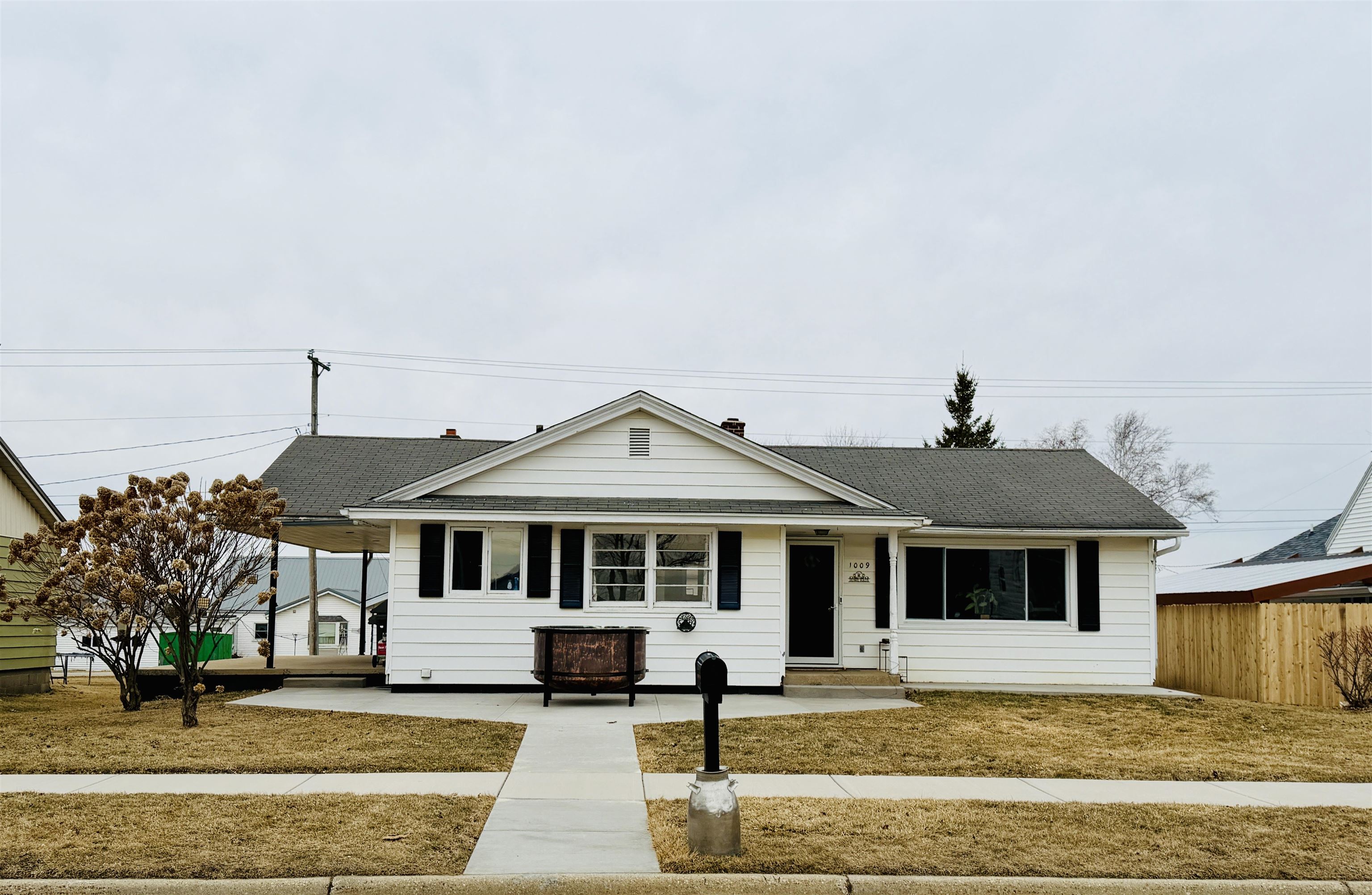 1009 30th Avenue Monroe, WI 53566 - Photo 1 of 1