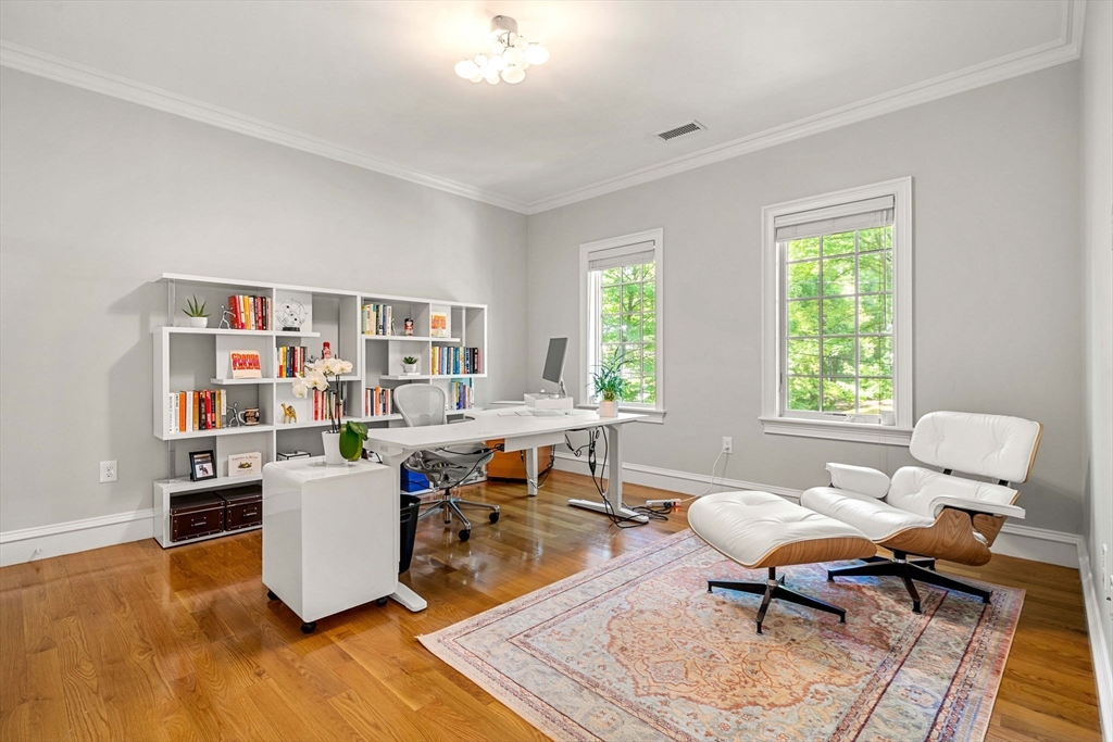 129 Rangeley Road Brookline, MA 02467 - Photo 25 of 36