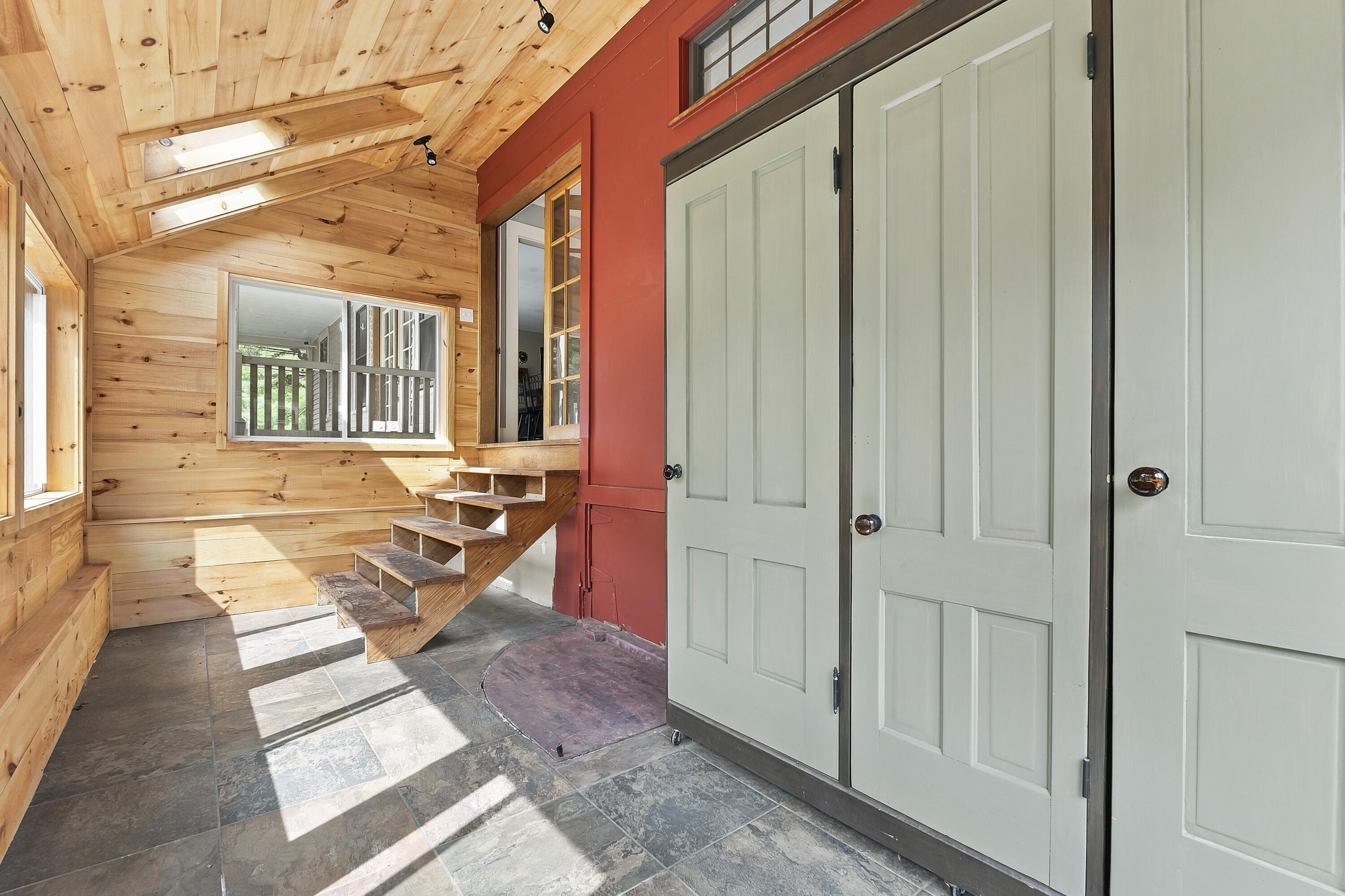 249 Oldfields Road South Berwick, ME 03908 - Photo 26 of 73 Sunroom