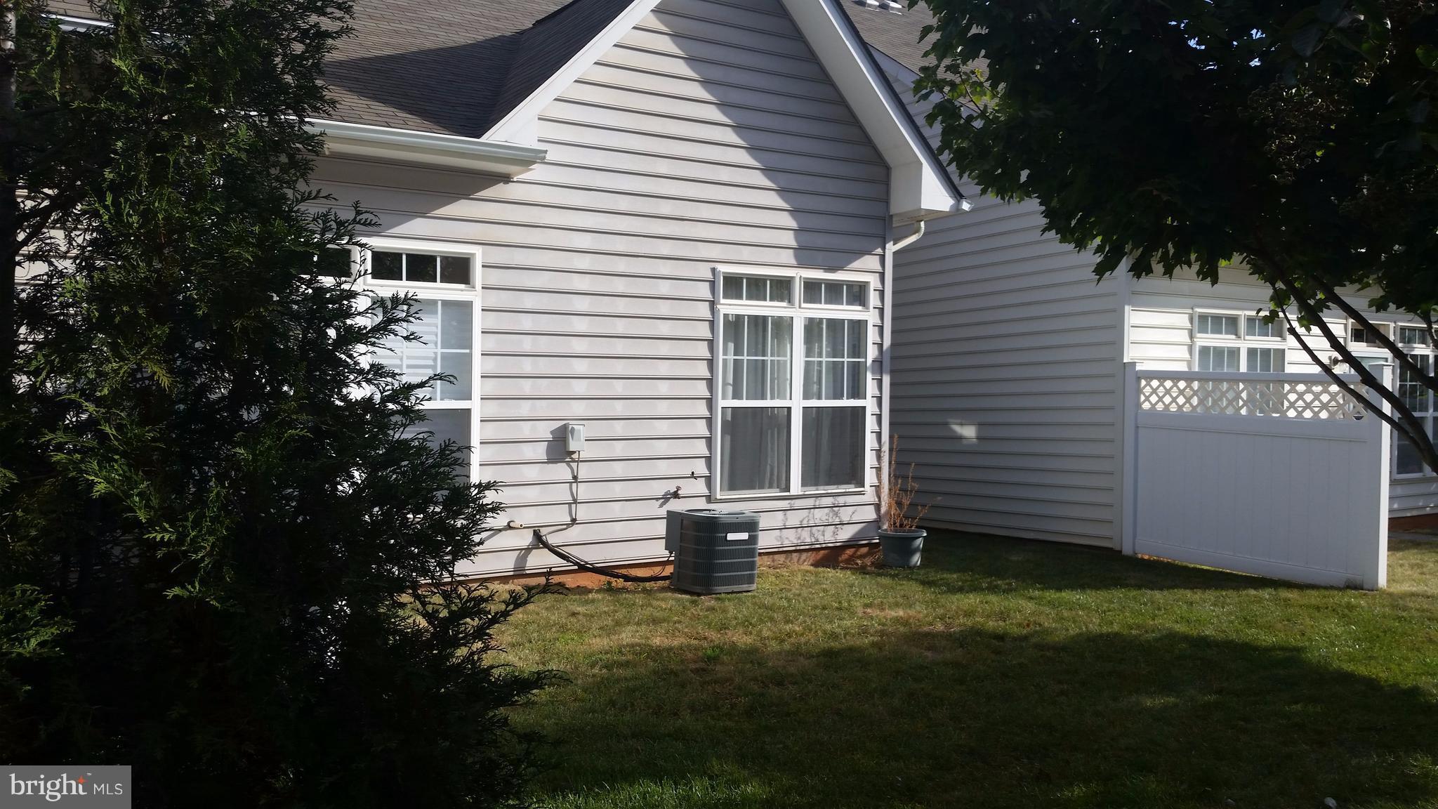 7219 Ivy Bank Road Laurel, MD 20707 - Photo 13 of 27 Exterior (Rear)
