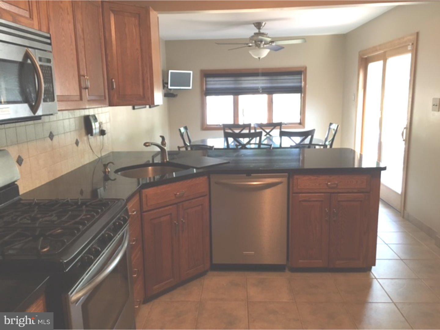 13470 Stevens Road Philadelphia, PA 19116 - Photo 9 of 22 Kitchen