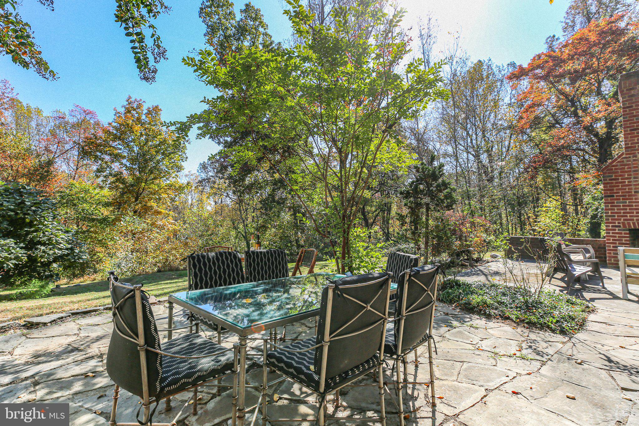 48 Old Creekside Road Fredericksburg, VA 22405 - Photo 54 of 73 Patio Table Space