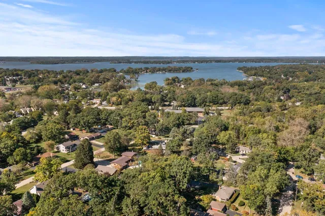a outdoor view with a sitting space