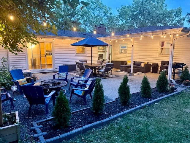 $2,700 | 36332 North Hawthorne Lane, Ingleside, IL 60041