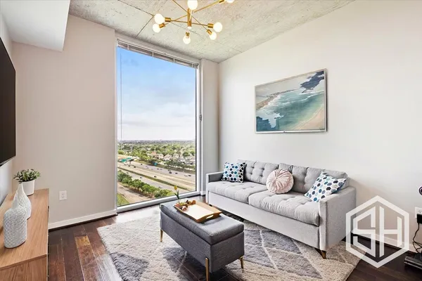 $295,000 | 5925 Almeda Road, Unit 11503, Houston, TX 77004