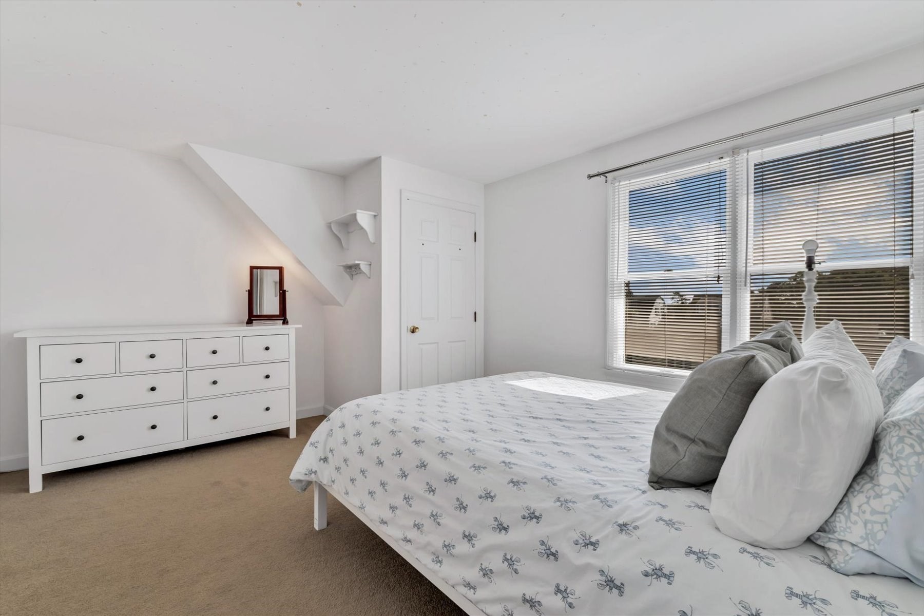 15 Iyanough Road Barnstable, MA 02601 - Photo 26 of 42 Gallery Image 26