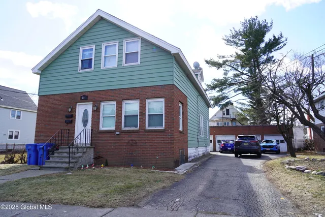 $275,000 | 106 McAlpin Street, Albany, NY 12209