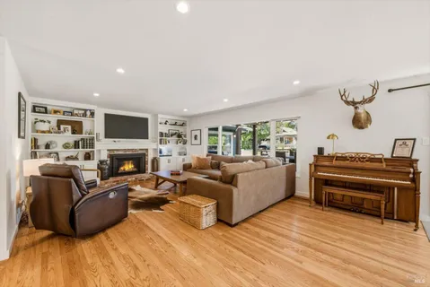 $2,700,000 | 1038 Lorraine Drive, Napa, CA 94558