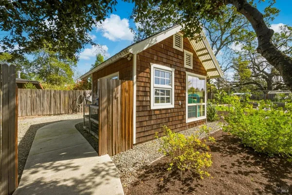 $2,700,000 | 1038 Lorraine Drive, Napa, CA 94558