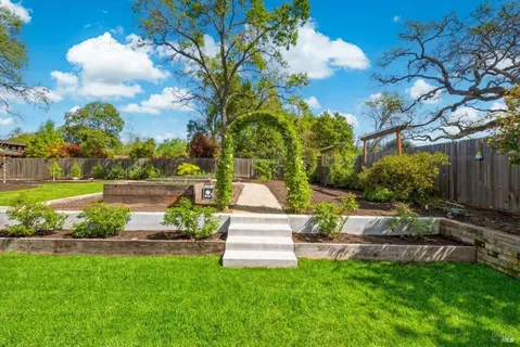 $2,700,000 | 1038 Lorraine Drive, Napa, CA 94558