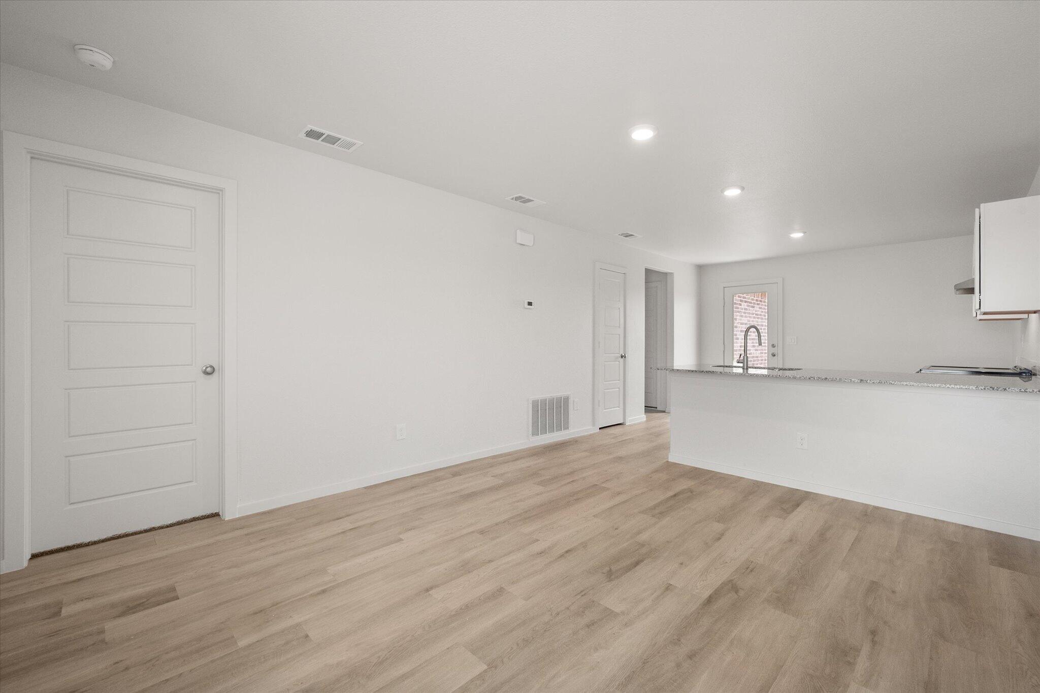 8315 25th Street Lubbock, TX 79407 - Photo 5 of 22 05-8315 25th St2114