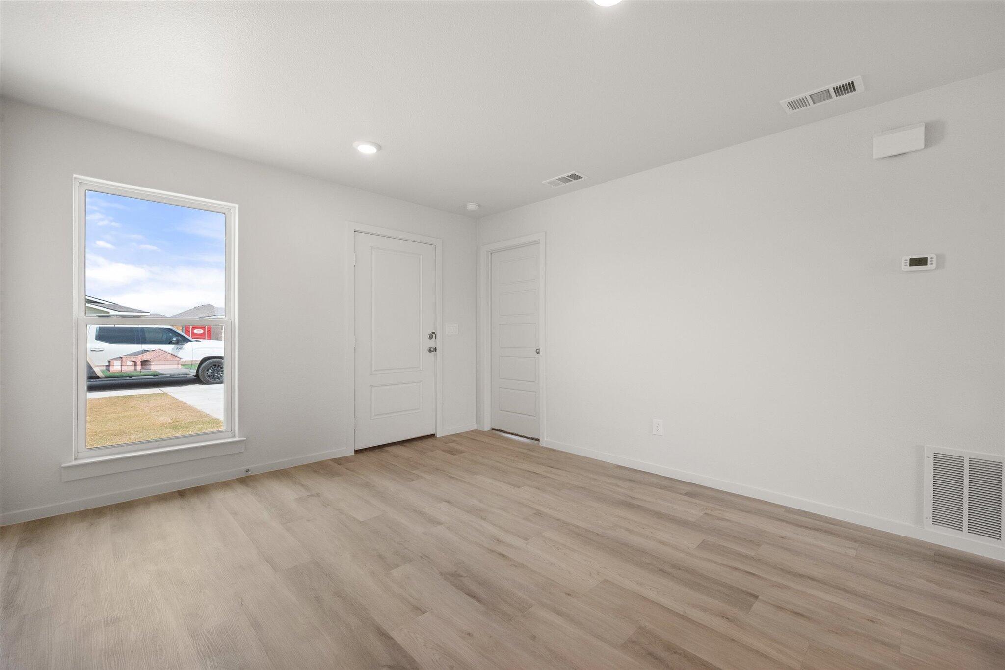 8315 25th Street Lubbock, TX 79407 - Photo 6 of 22 06-8315 25th St2119