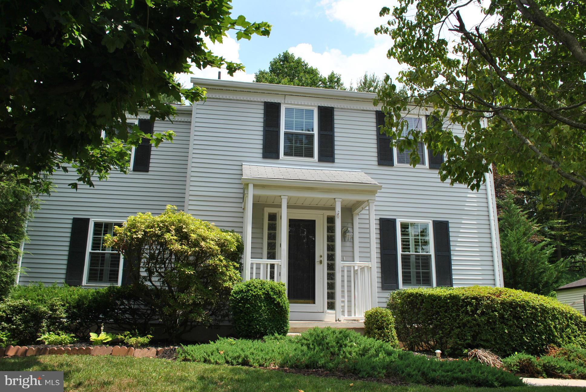 9421 Perglen Road Baltimore, MD 21236 - Photo 2 of 28 IMMACULATE - WELL MAINTAINED - MOVE IN CONDITION