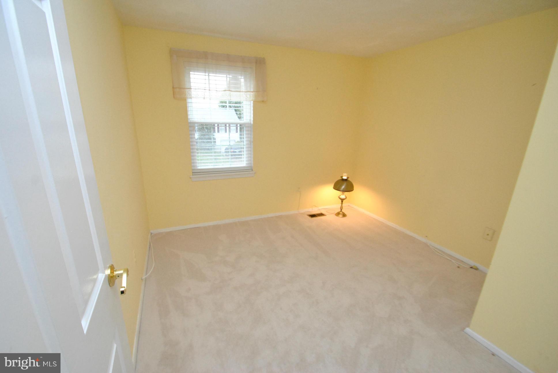 9421 Perglen Road Baltimore, MD 21236 - Photo 21 of 28 3RD BEDROOM