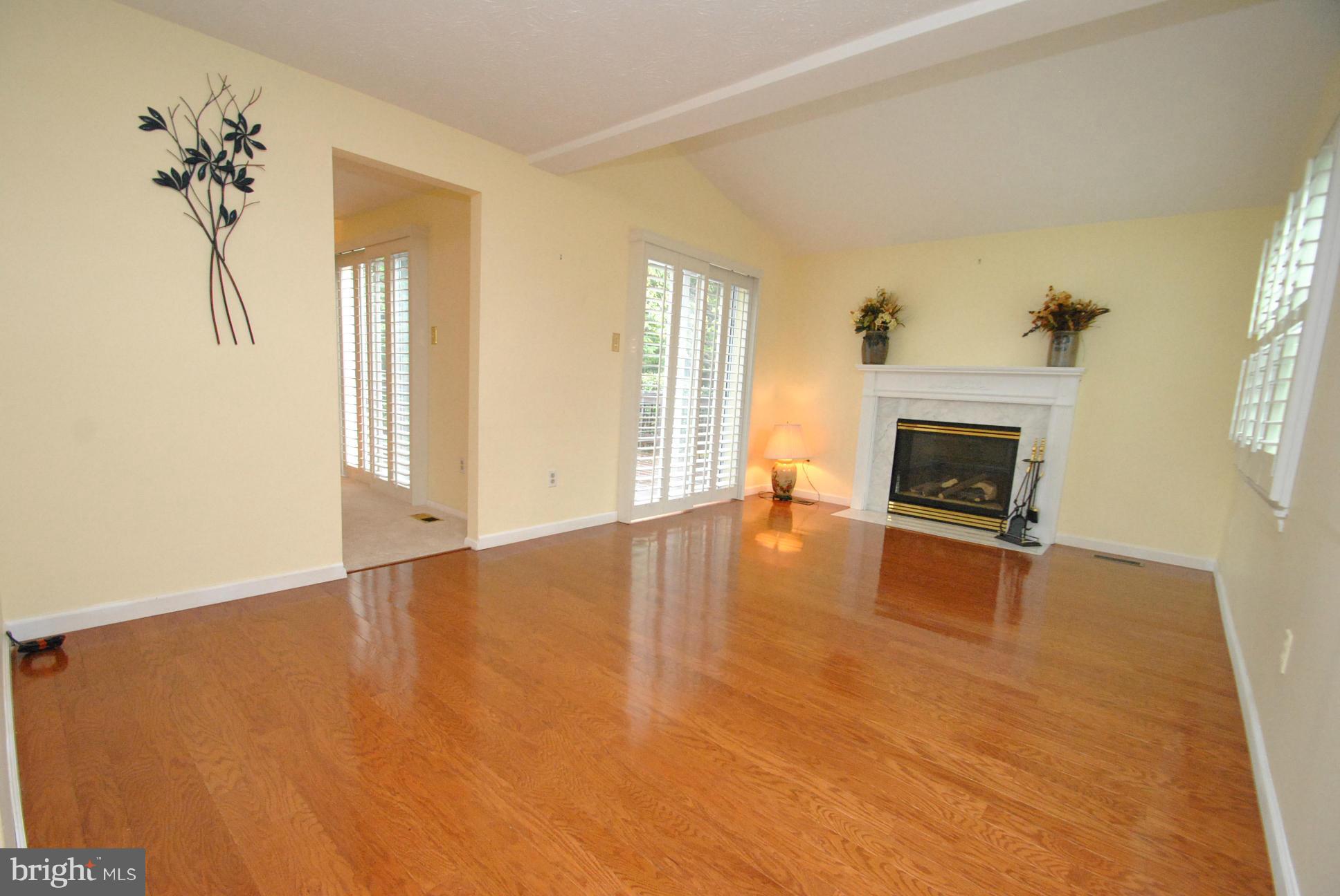 9421 Perglen Road Baltimore, MD 21236 - Photo 10 of 28 GLEAMING HARDWOOD FLOORS & GAS FIREPLACE