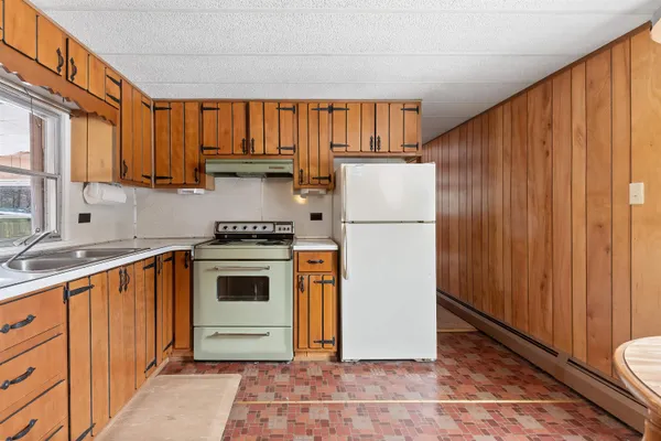 $225,000 | 8 Stoney Brook Road, Sunapee, NH 03782