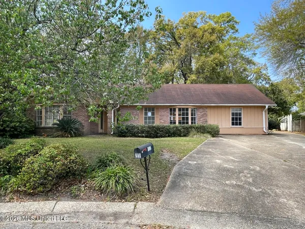 $230,000 | 201 Ravens Court, Ocean Springs, MS 39564