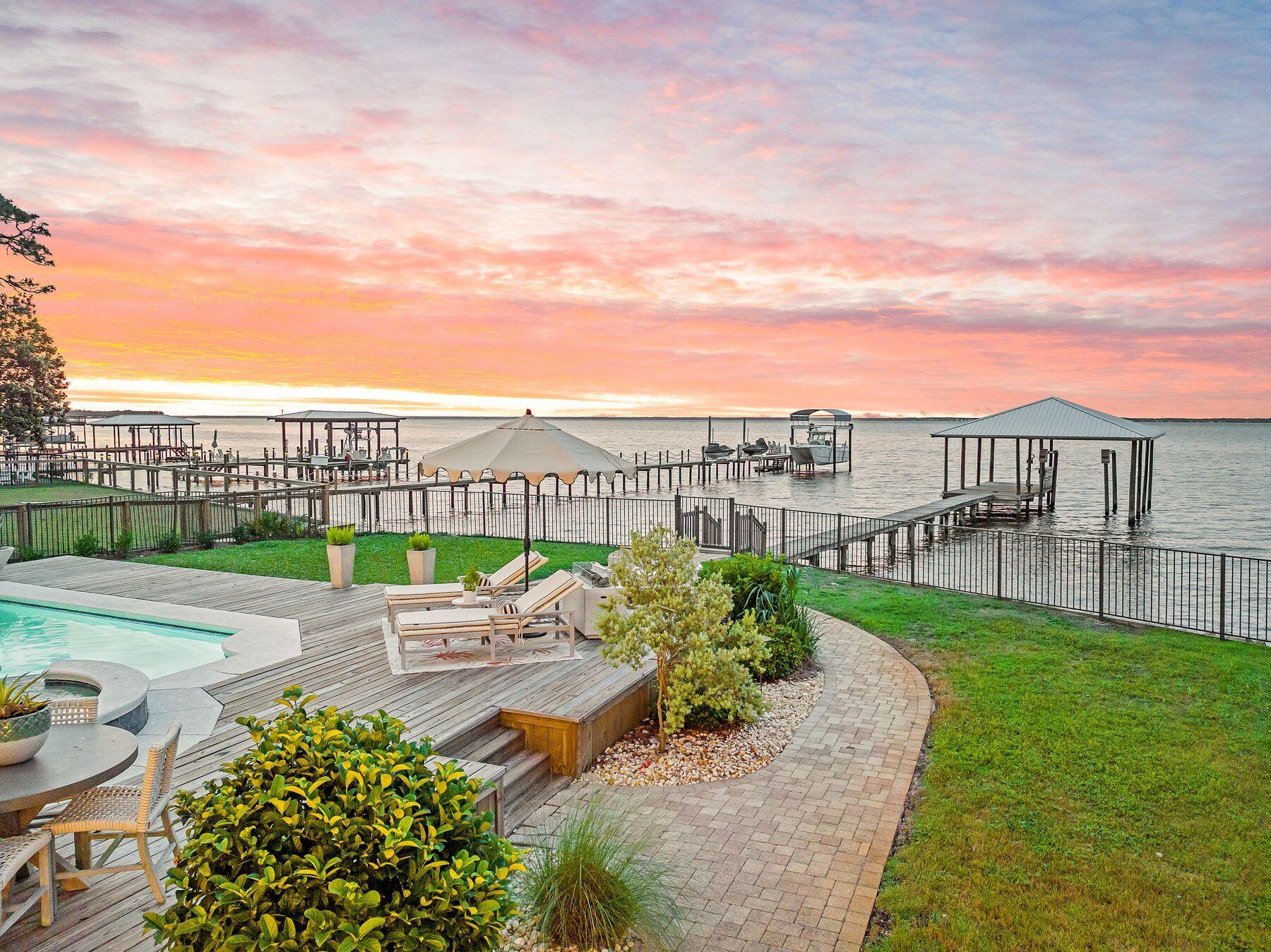 92 Carolyn Lane Santa Rosa Beach, FL 32459 - Photo 3 of 99 photo_online_002