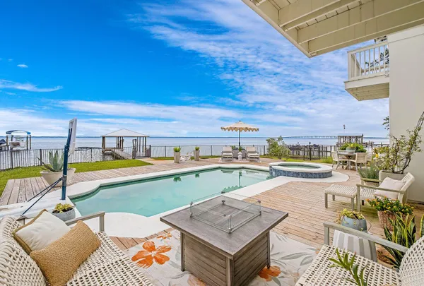 $3,250,000 | 92 Carolyn Lane, Santa Rosa Beach, FL 32459