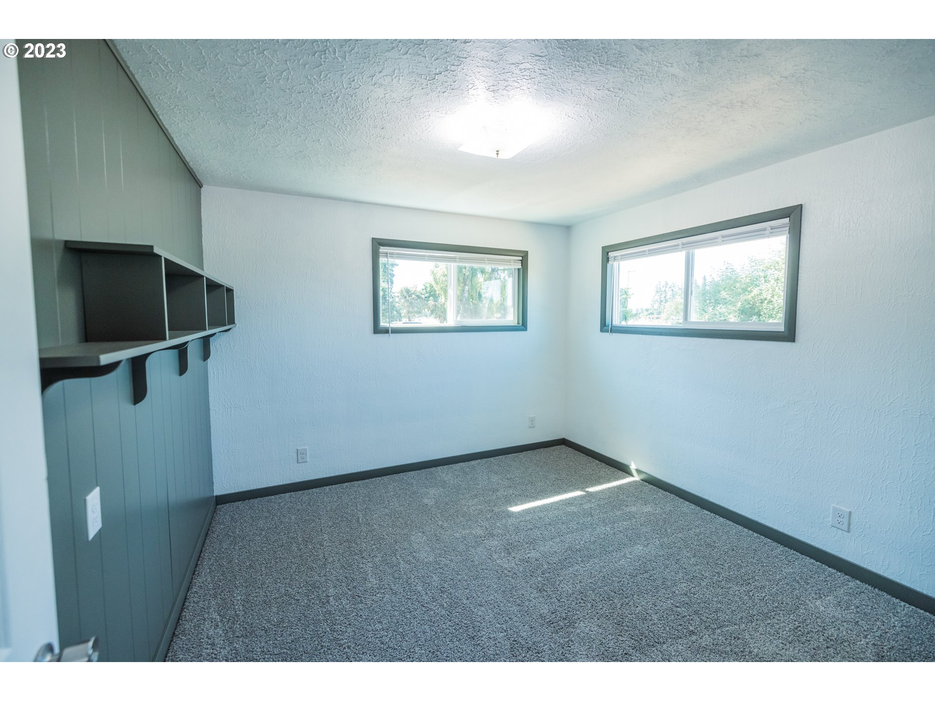9367 Stayton Road Southeast Aumsville, OR 97325 - Photo 13 of 26 Gallery Image 13