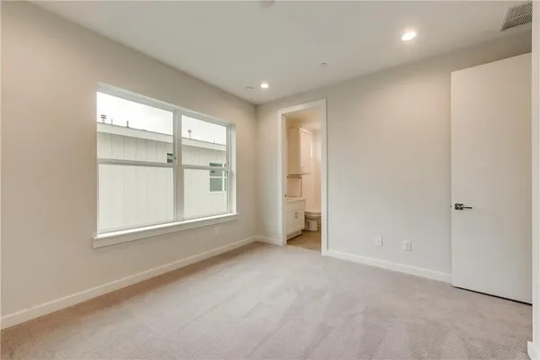 $2,850 | 4620 Munger Avenue, Unit 102, Dallas, TX 75204