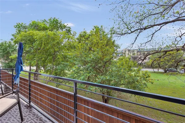 $2,850 | 4620 Munger Avenue, Unit 102, Dallas, TX 75204