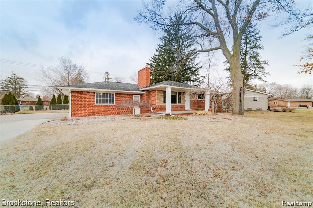 52001 Shelby Road Utica, MI 48316 - Photo 32 of 37