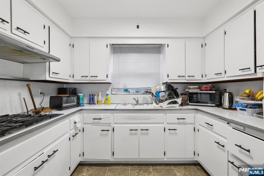 89 Anderson Avenue Wallington, NJ 07057 - Photo 13 of 35