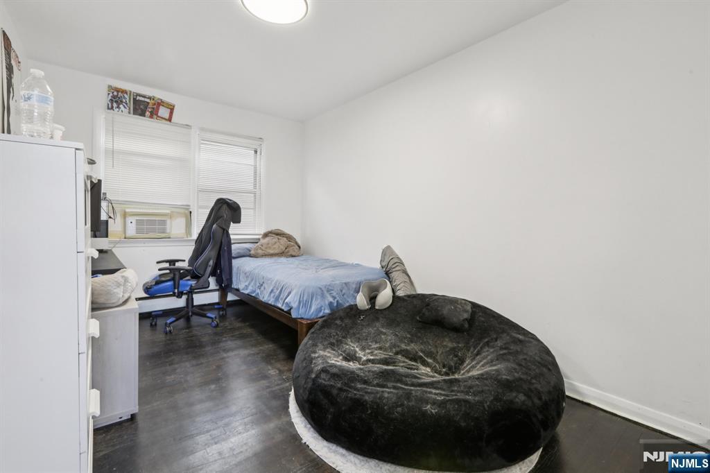 89 Anderson Avenue Wallington, NJ 07057 - Photo 22 of 35