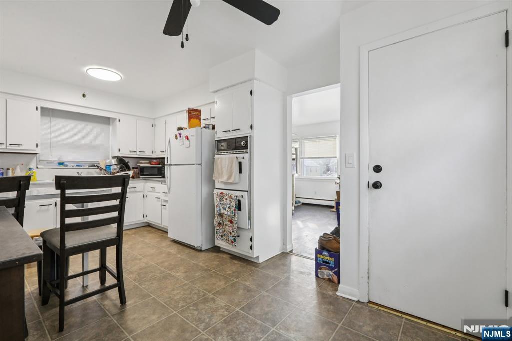 89 Anderson Avenue Wallington, NJ 07057 - Photo 5 of 35