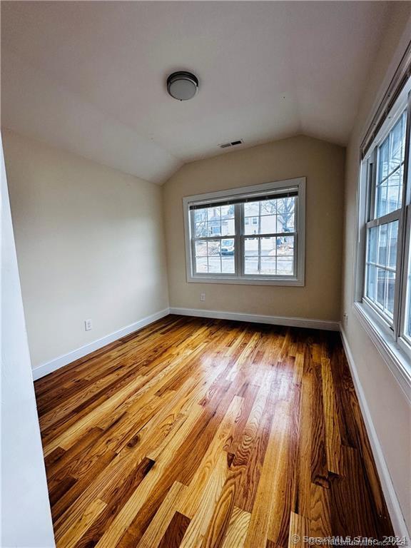 31 Brainerd Road Branford, CT 06405 - Photo 26 of 39 2nd fl apt bedroom 2 of 2