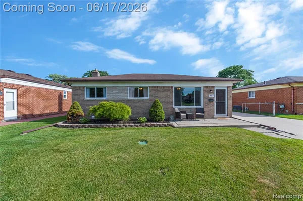 $289,999 | 14914 Jenny Drive, Warren, MI 48088