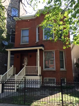 $4,900 | 3749 North Clifton Avenue, Unit 1, Chicago, IL 60613