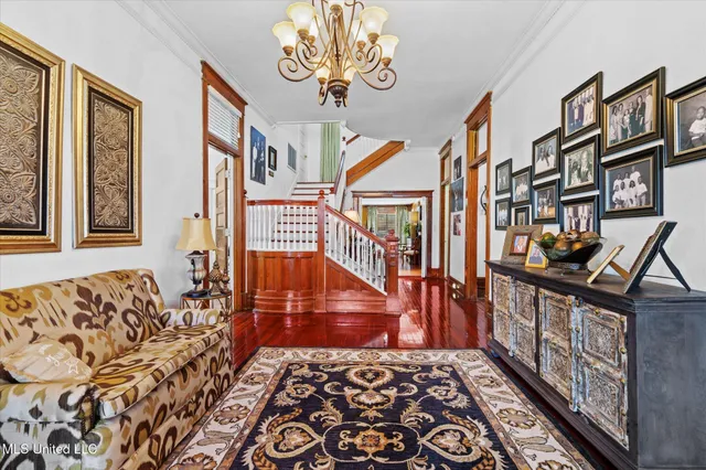 $854,900 | 1028 Main Street, Hattiesburg, MS 39401