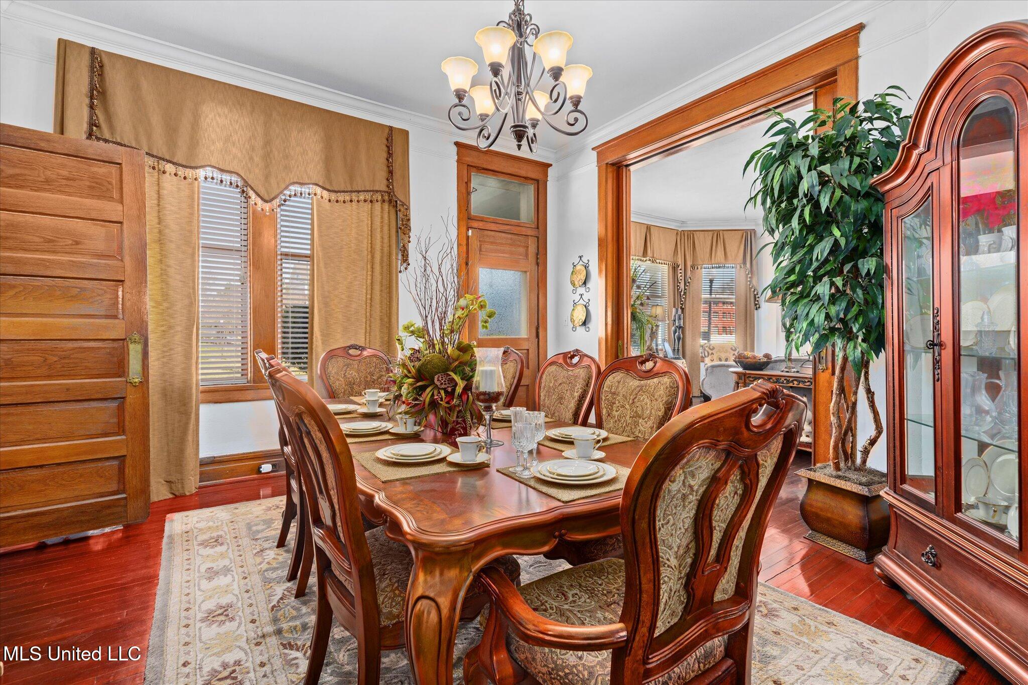 1028 Main Street Hattiesburg, MS 39401 - Photo 20 of 77 dining area