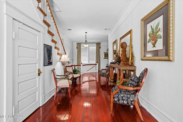 $854,900 | 1028 Main Street, Hattiesburg, MS 39401