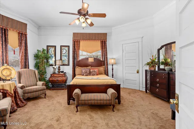 $854,900 | 1028 Main Street, Hattiesburg, MS 39401