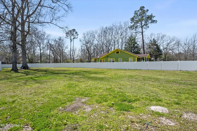 $854,900 | 1028 Main Street, Hattiesburg, MS 39401