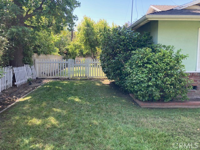 4948 Granada Avenue Riverside, CA 92504 - Photo 5 of 33