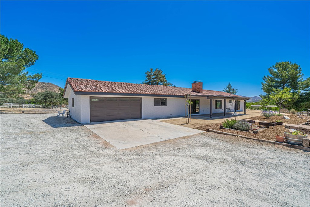 11820 Darling Road Agua Dulce, CA 91390 - Photo 6 of 47